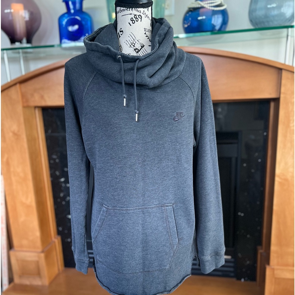 Nike sweatshirt